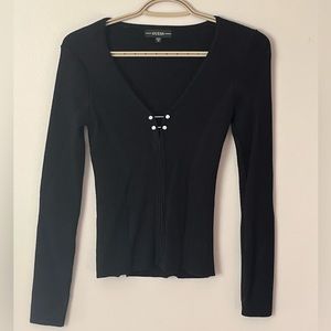 Women’s GUESS Long Sleeve Pierced V-Neck Irina Rib Sweater Pullover Sweater